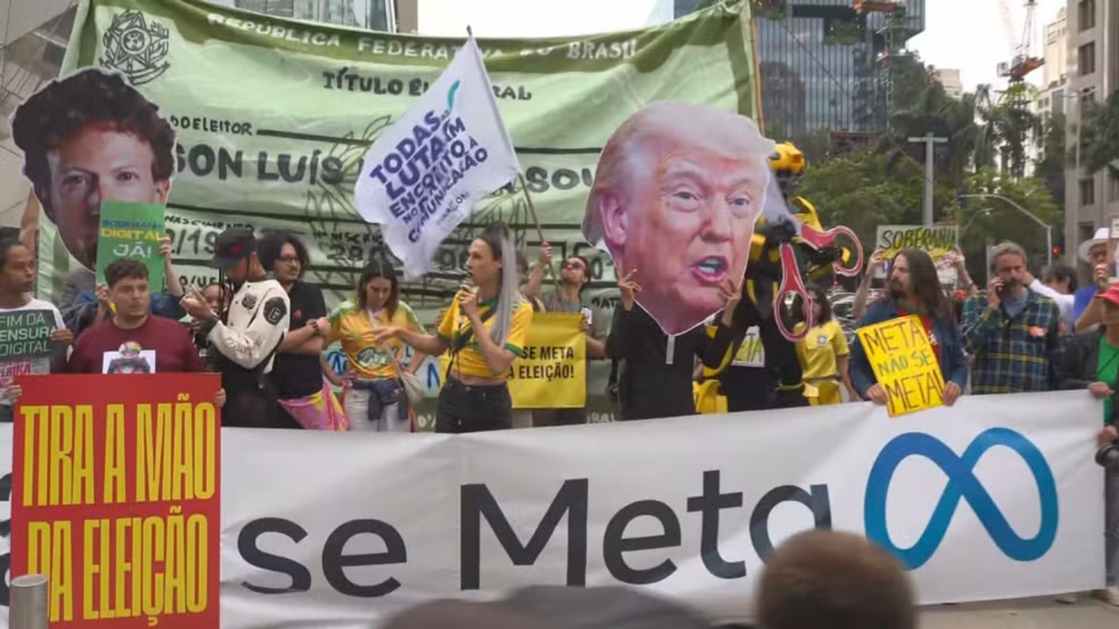 Meta nega favorecimento eleitoral e diz ao TSE que trata Lula e Flávio Bolsonaro de forma igual