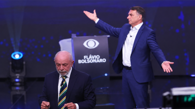 Lula desafia Flávio Bolsonaro a abrir sigilos bancários e inclui Janja, Lulinha e família Bolsonaro