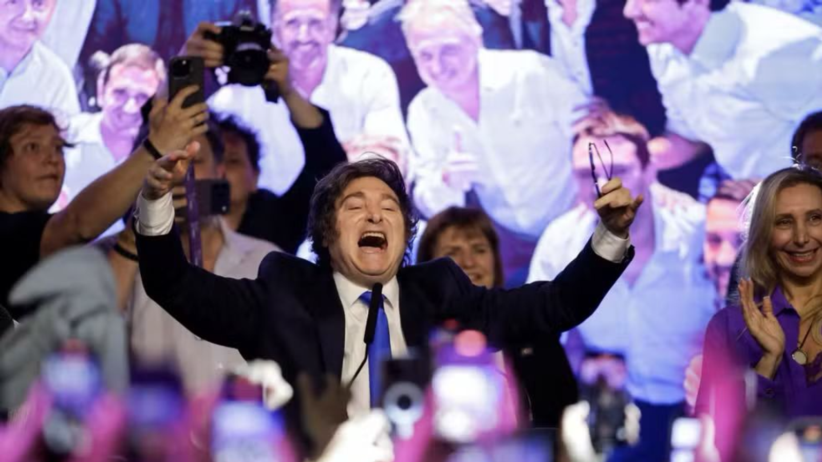 Milei celebra vitória legislativa e promete “construir uma Argentina grande”