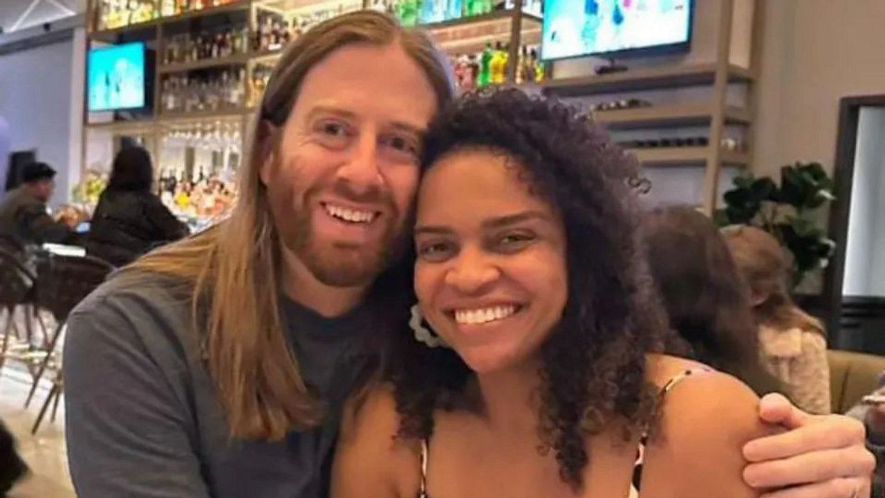 Cineasta brasileira Barbara volta para casa após dias de apreensão