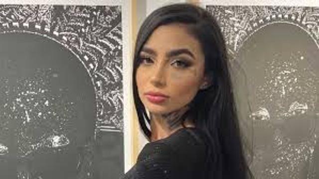 Cantora brasileira morre durante cirurgia plástica na Turquia e família denuncia negligência