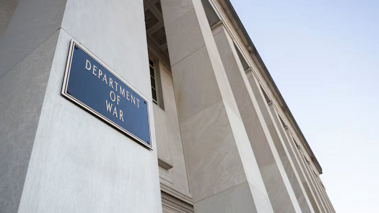 PENTÁGONO GANHA NOVA PLACA DO “DEPARTMENT OF WAR”