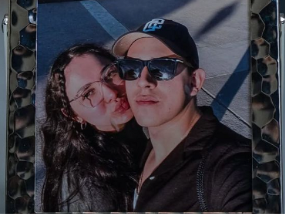 Imigrante ucraniana é detida por dias após entrevista do green card na Califórnia