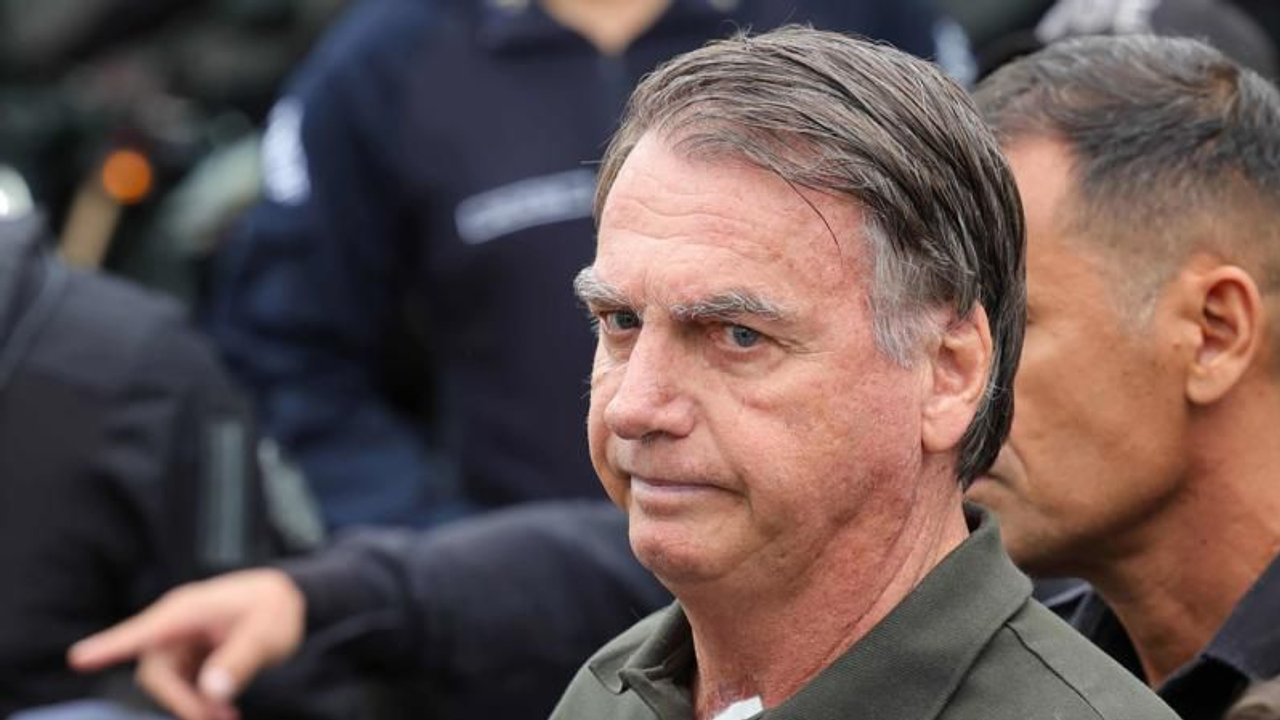 Bolsonaro é transferido da PF para a Papudinha por decisão do STF