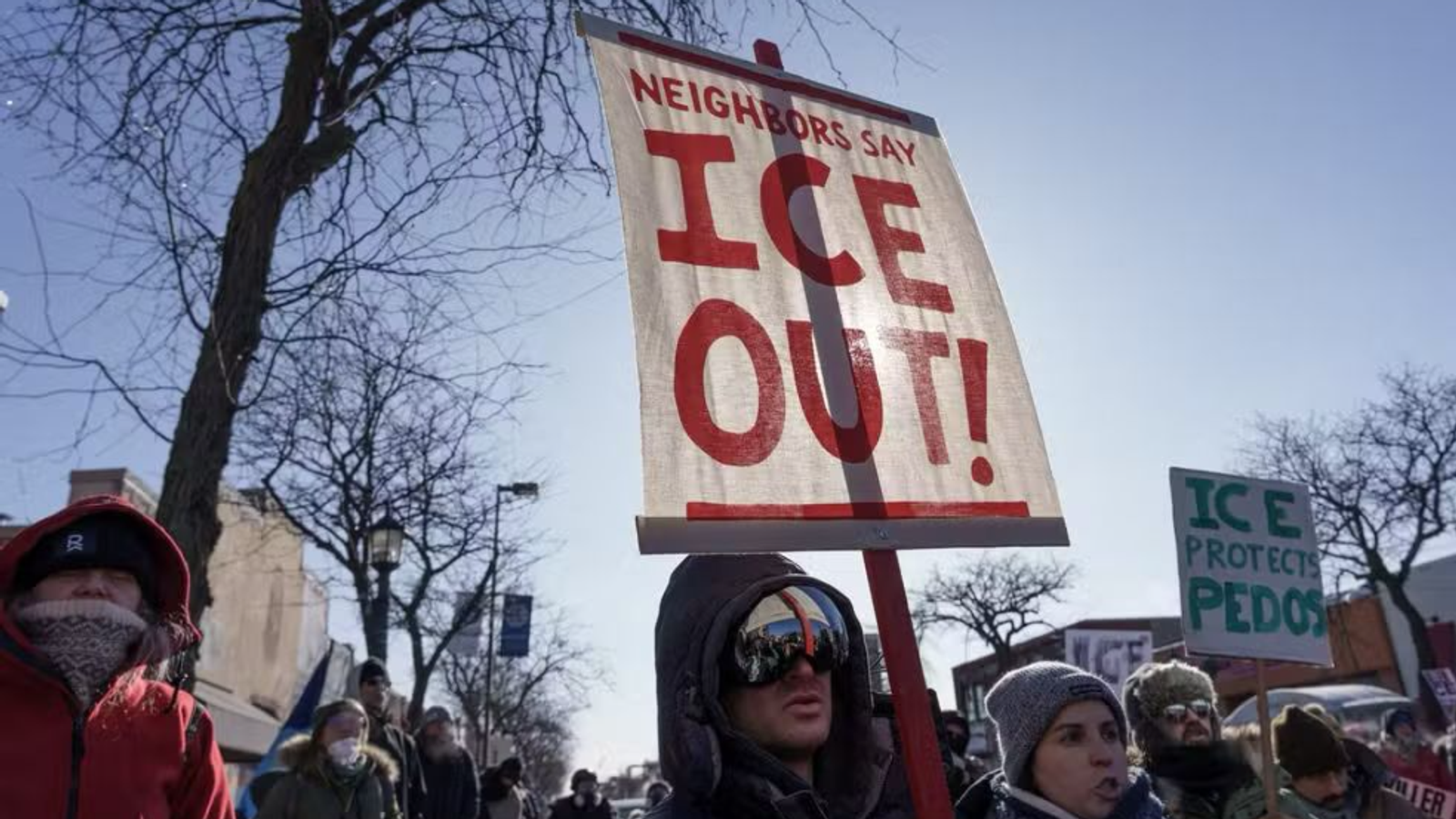 Juíza cobra explicações do governo Trump sobre megaoperação do ICE em Minnesota
