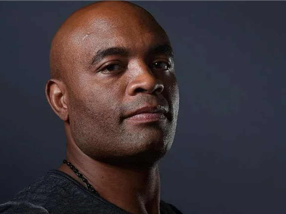 Anderson Silva inicia treinamento para atuar na segurança pública nos Estados Unidos