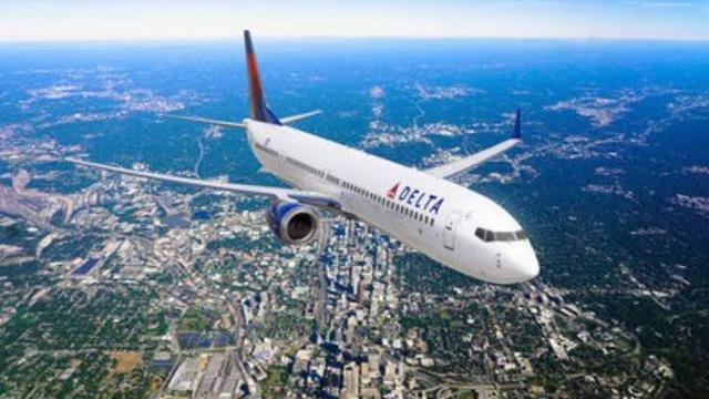 Turbulência assusta: voo da Delta desvia rota e 25 vão parar no hospital