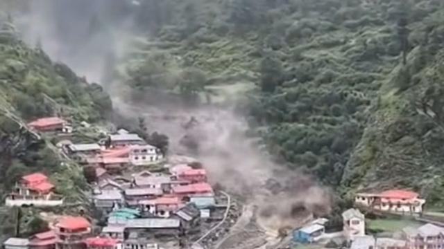 Tragédia nas montanhas: enchente repentina devasta vila no Himalaia
