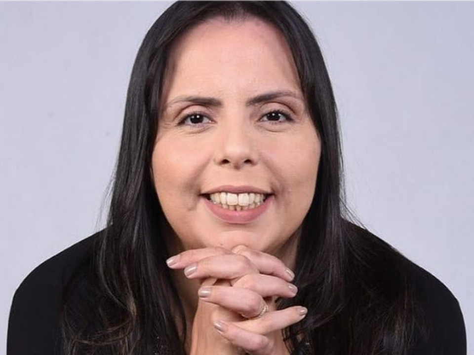 Pastora denuncia abusos em ambientes religiosos e cobra posicionamento das igrejas