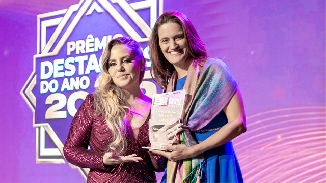 Dra. Fernanda Hottle recebe reconhecimento por atuação jurídica e apoio à comunidade brasileira
