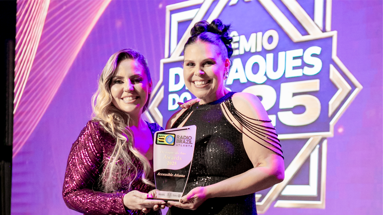 Trabalho social voltado a famílias atípicas é reconhecido durante premiação da Radio Brazil Atlanta