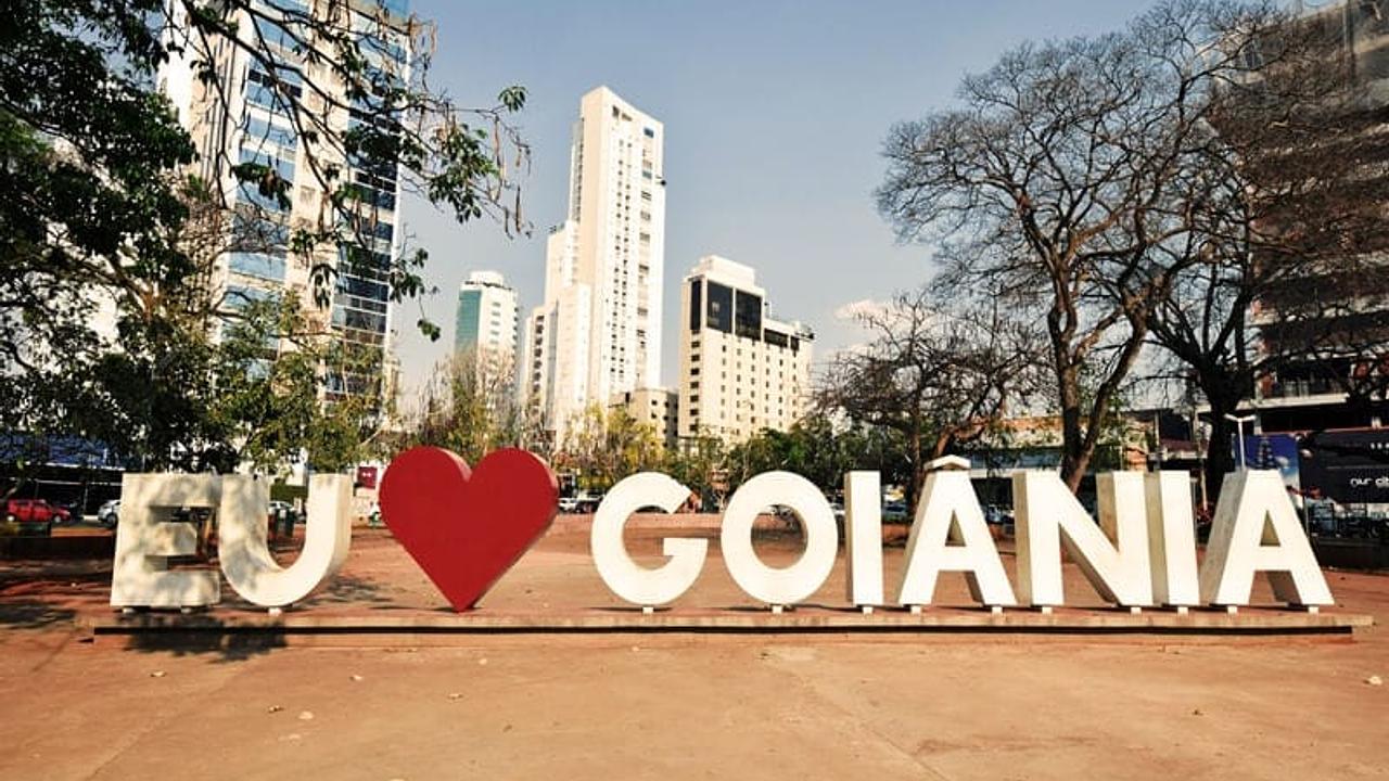 Radio Brazil Atlanta conecta EUA e Brasil diretamente de Goiânia