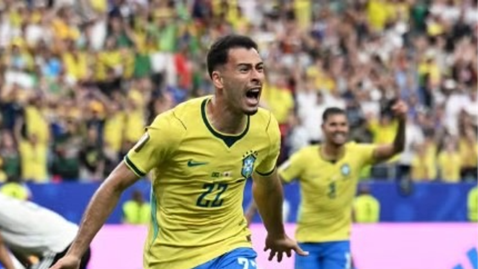 Brasil vira sobre o Japão e segue vivo na luta pelo hexa