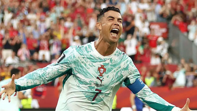 Cristiano Ronaldo marca duas vezes, supera críticas e coloca Portugal nas quartas da Copa