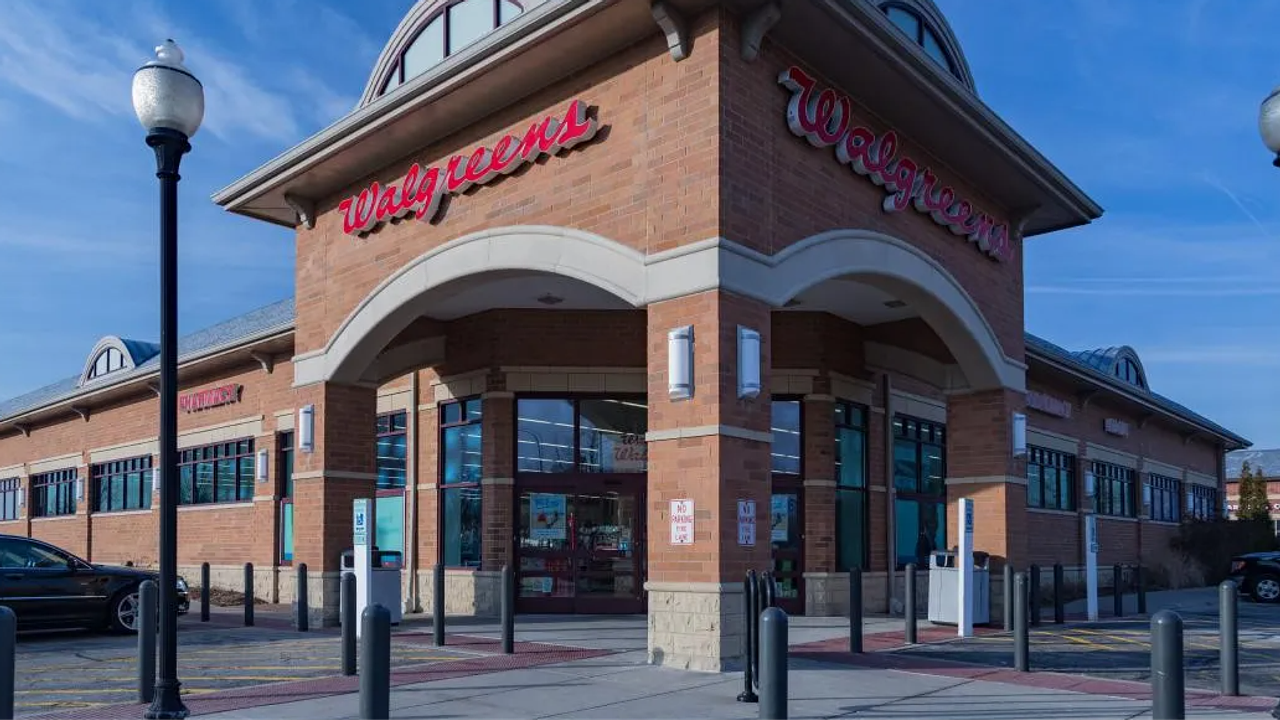 Walgreens continua reestruturação e mantém plano de fechar lojas nos Estados Unidos