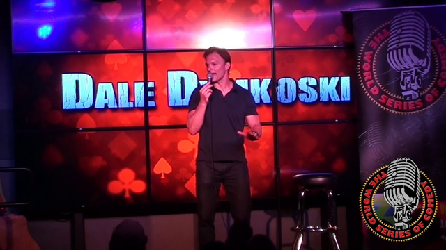 Comediante americano elogia união dos brasileiros em vídeo sobre tensão entre EUA e Brasil