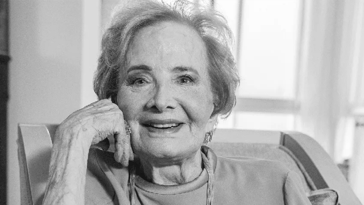 Glória Menezes morre aos 91 anos e deixa legado de mais de seis décadas na dramaturgia brasileira