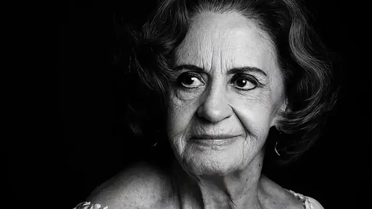 Laura Cardoso morre aos 98 anos e Brasil se despede de uma das maiores atrizes de sua história
