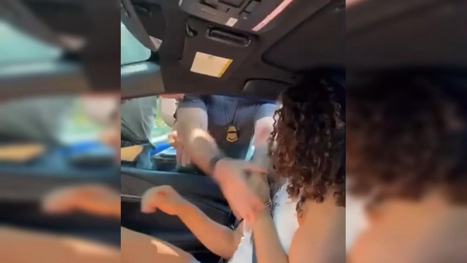 Brasileira trans detida de forma violenta por agentes do ICE nos EUA