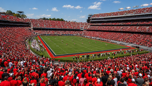 Georgia Bulldogs estreiam temporada neste sábado