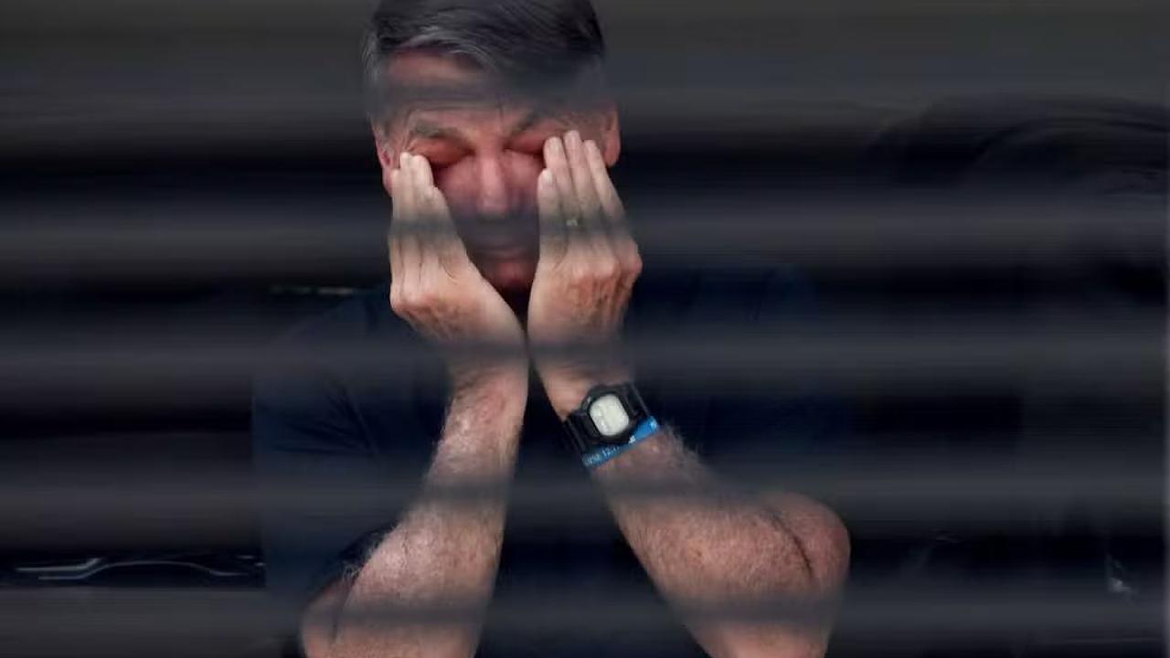 STF manda polícia vigiar Bolsonaro 24h por risco de fuga