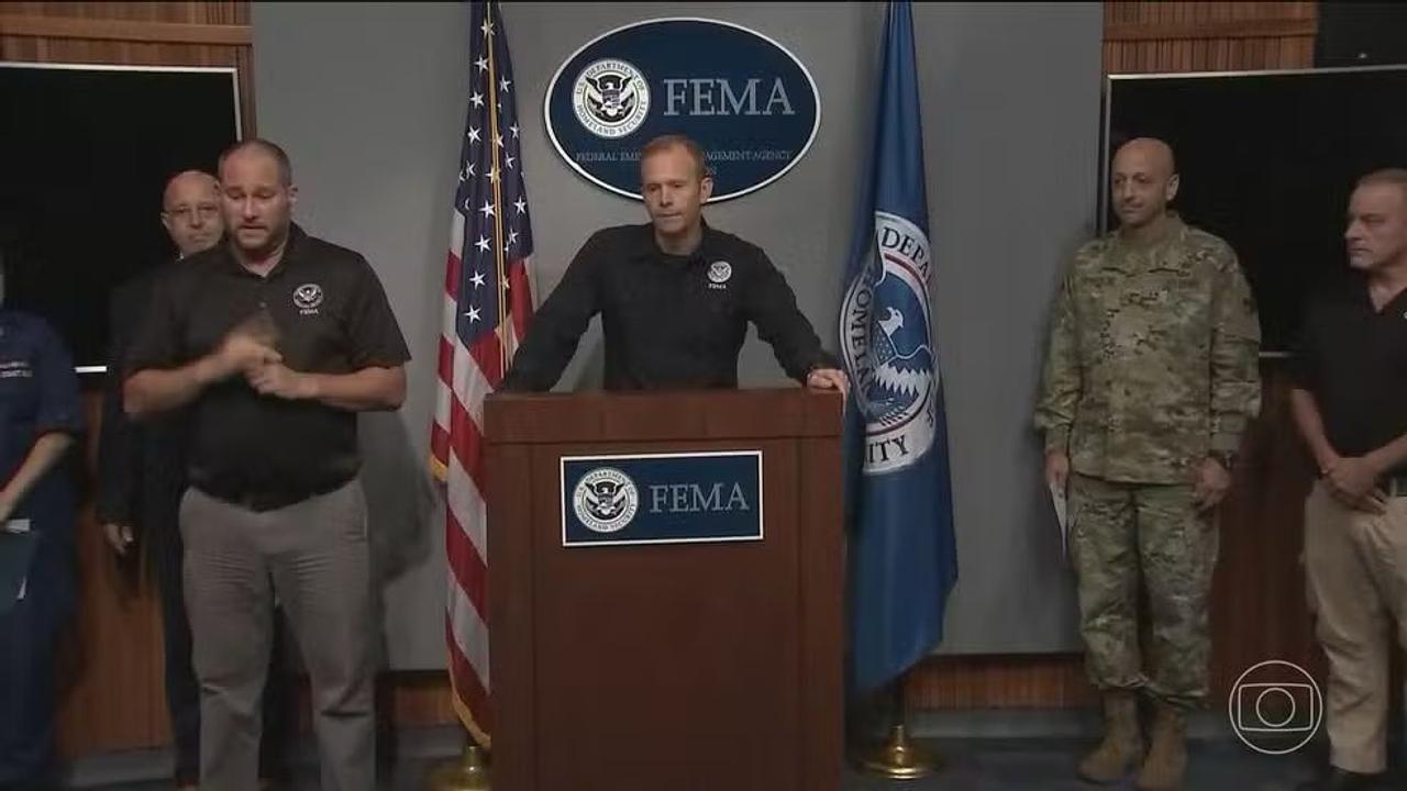 Trump afasta servidores da FEMA após carta de críticas