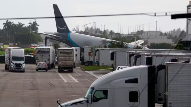 Acidente com cargueiro da Amazon deixa cinco mortos em Miami