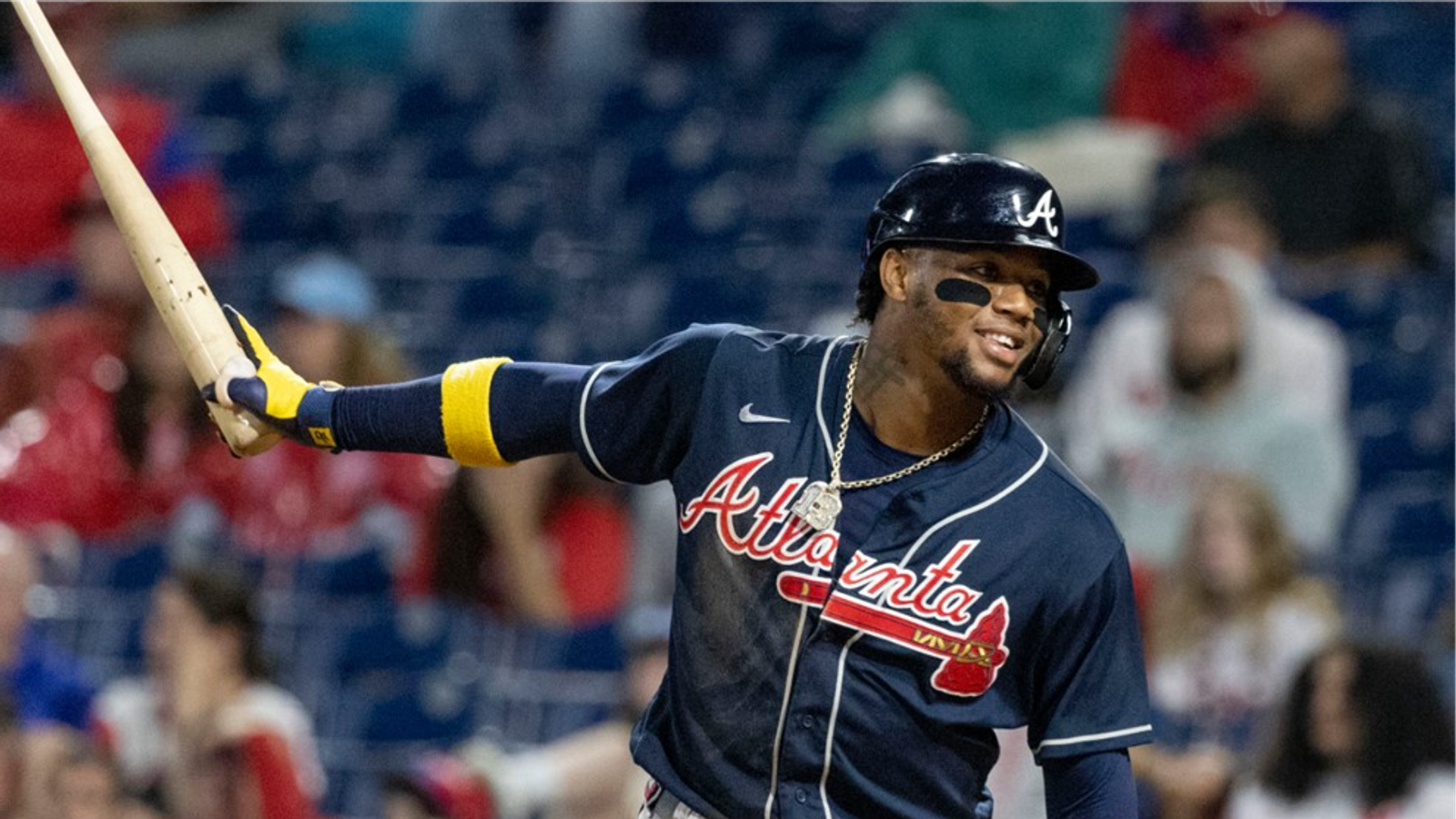 Acuña lidera virada dos Braves sobre os Phillies