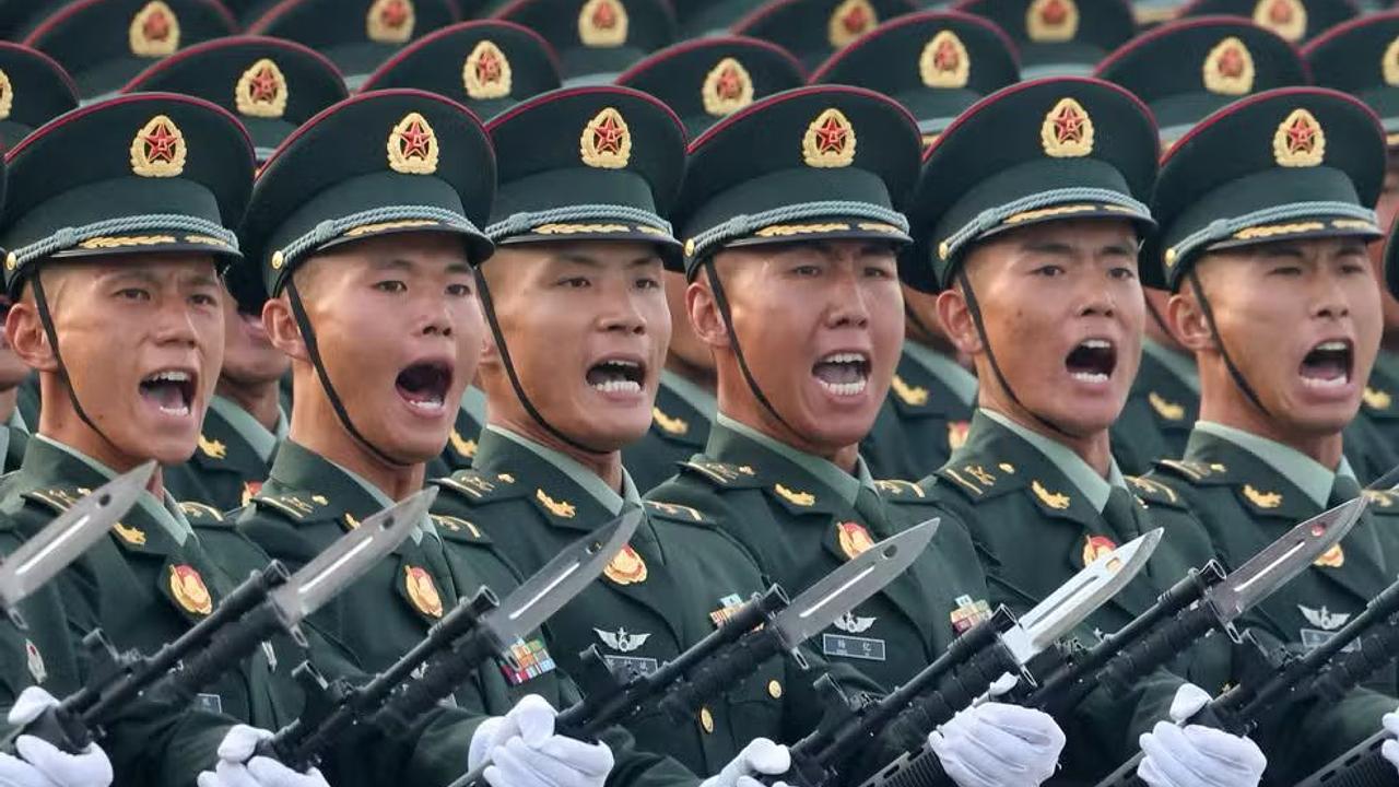Xi Jinping alerta: “Mundo precisa escolher entre paz ou guerra”