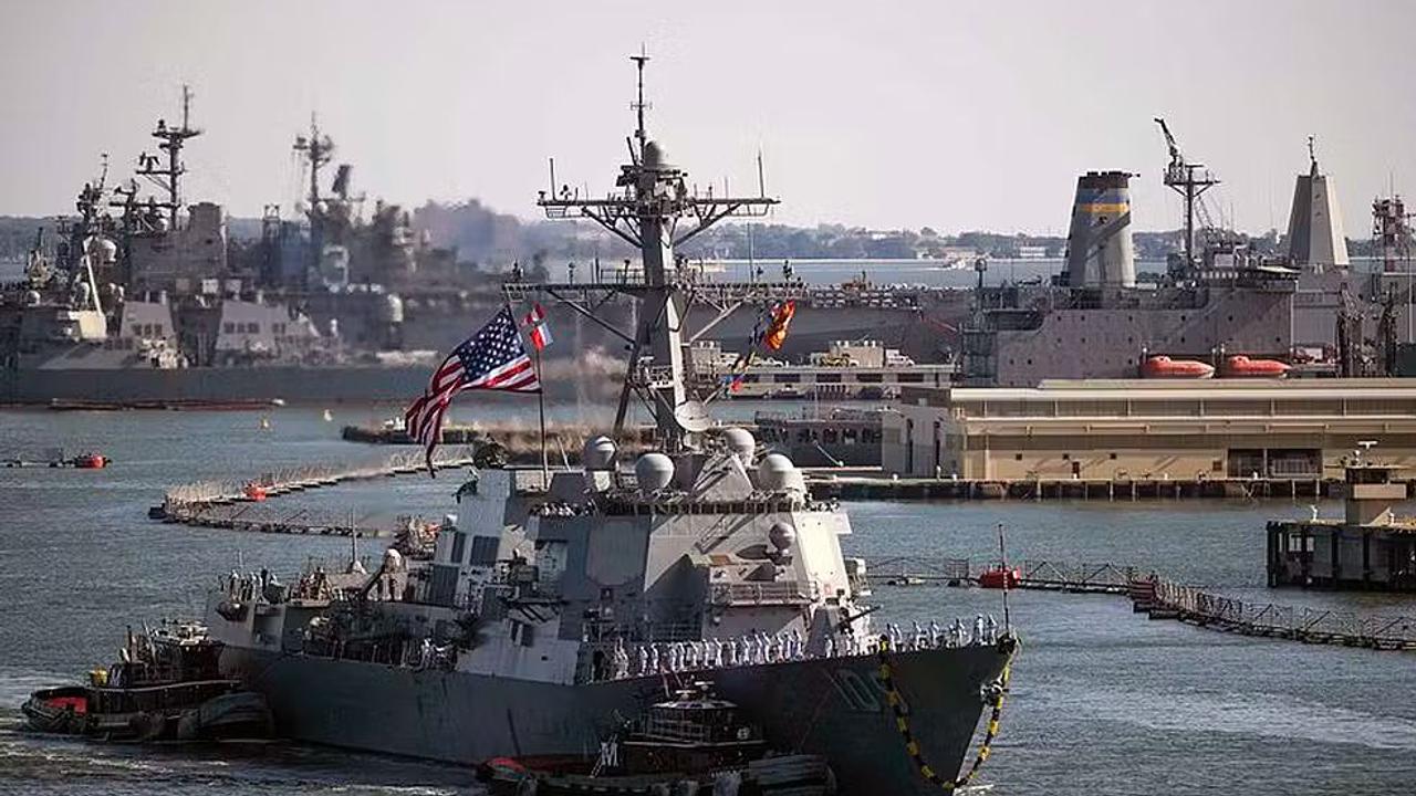 Caças venezuelanos sobrevoam navio dos EUA e aumentam tensão no Caribe