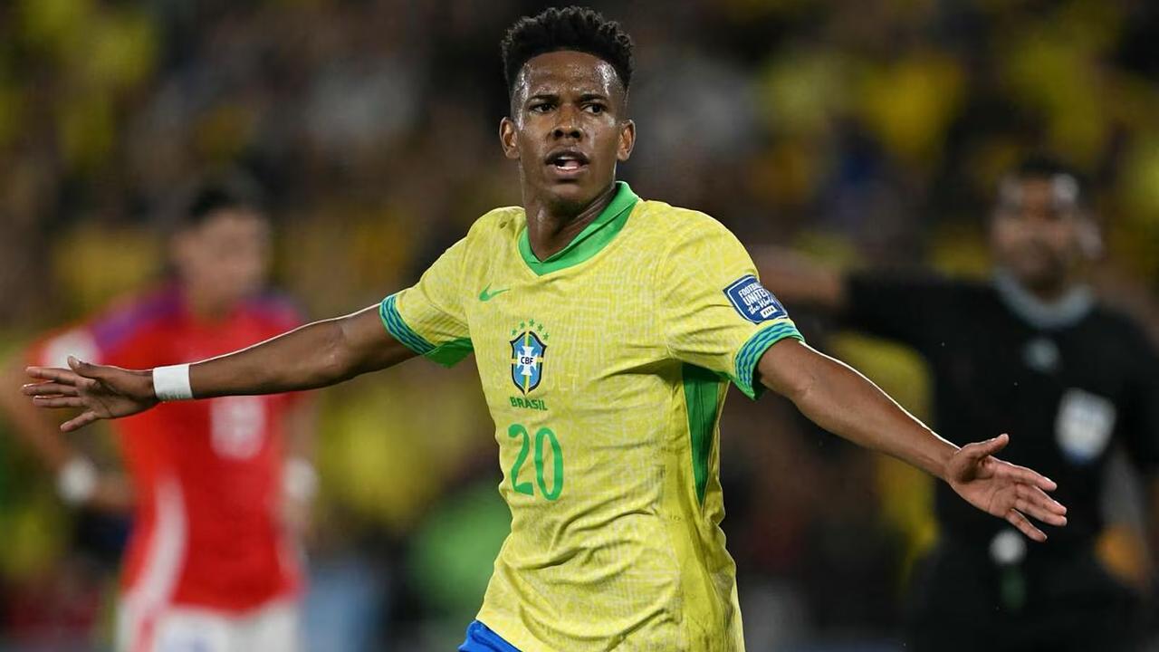 Brasil dá show e atropela o Chile no Maracanã