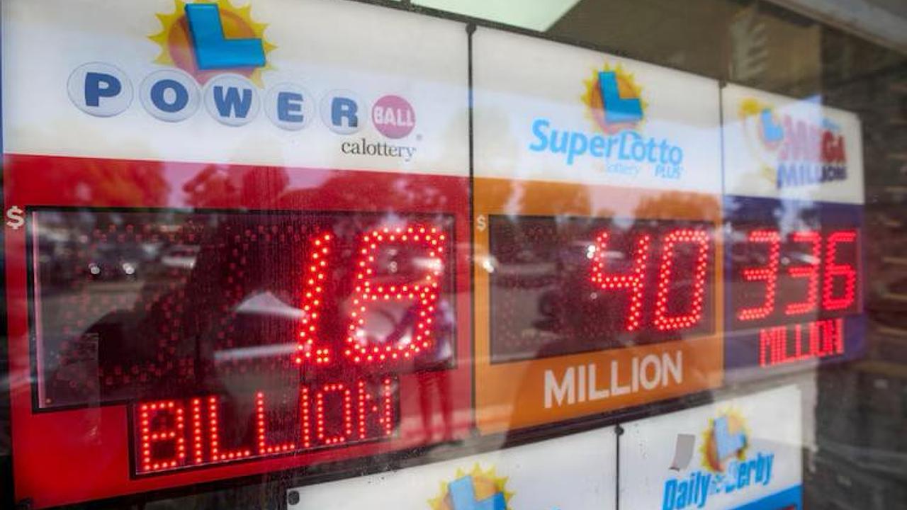Dois bilhetes levam prêmio recorde de US$ 1,8 bilhão no Powerball