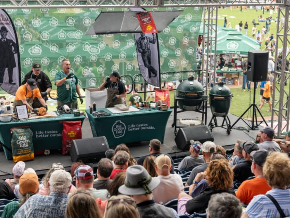 EGGtoberfest reúne mais de 200 equipes em Lawrenceville