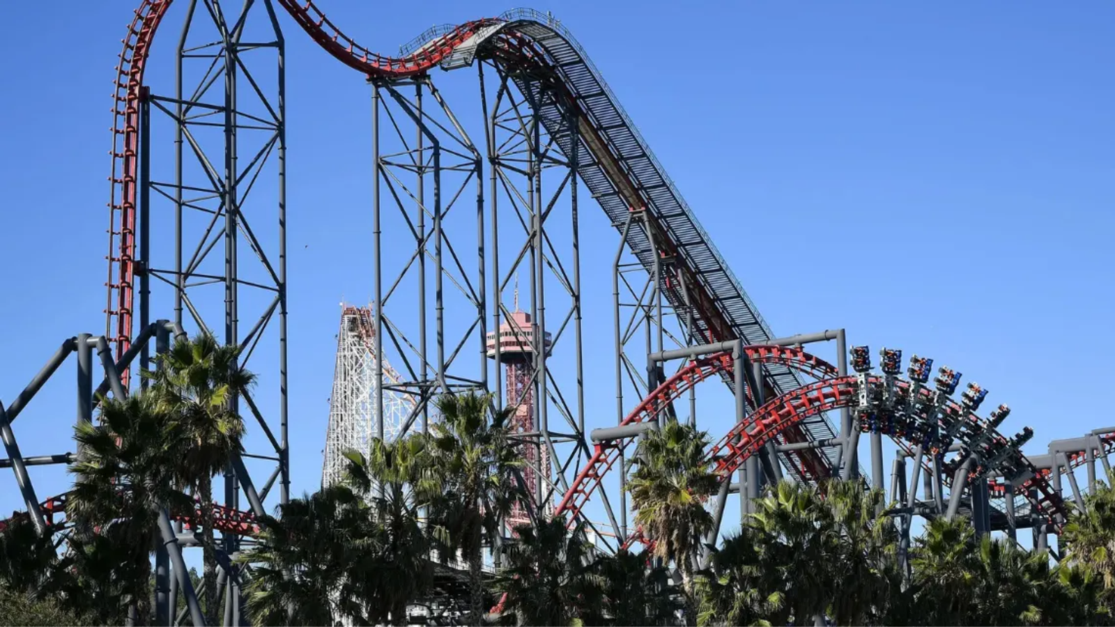 Six Flags fecha nove montanhas-russas após morte na Geórgia