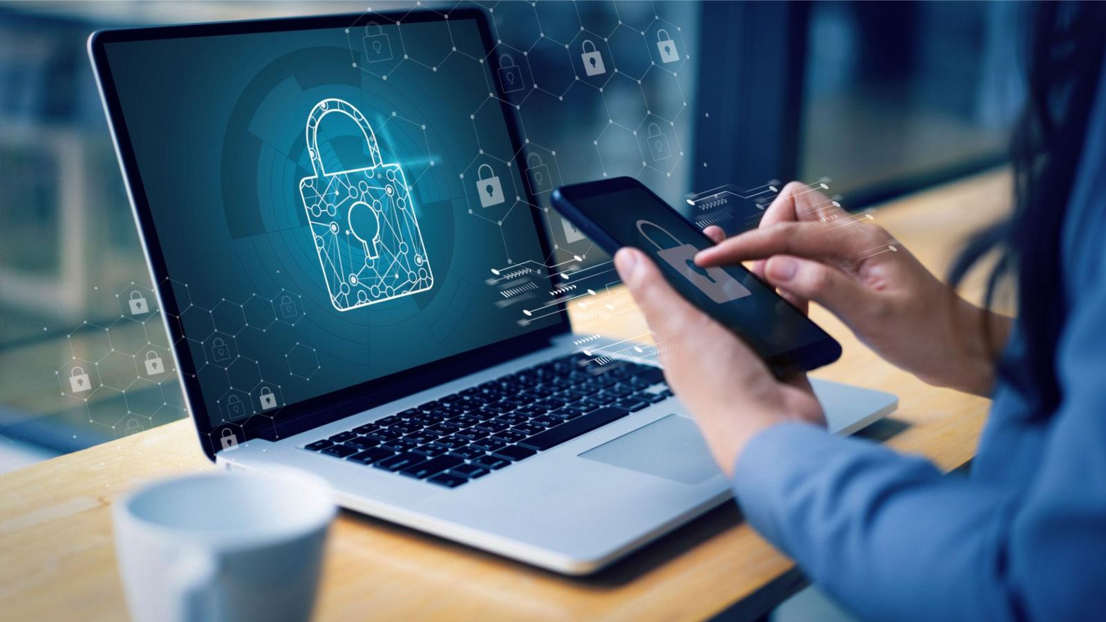 Outubro é mês de alerta contra golpes digitais nos Estados Unidos: saiba como proteger seus dados