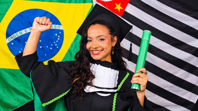De atendente de padaria a futura médica: jovem de escola pública conquista vaga na Unicamp com aulas gratuitas